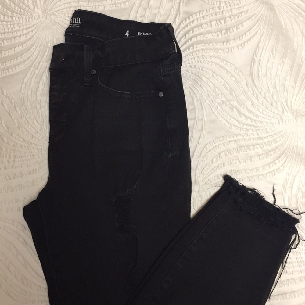 Distressed black jeans